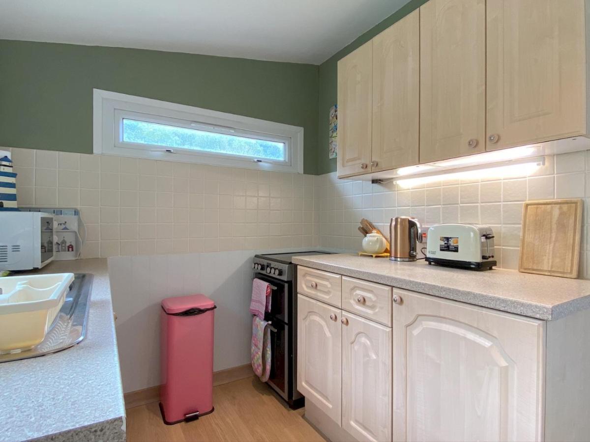 Pass The Keys Gower Beach Staycation Caswell Bay - Sleeps 4 Swansea Exterior photo