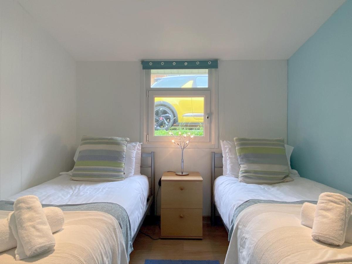 Pass The Keys Gower Beach Staycation Caswell Bay - Sleeps 4 Swansea Exterior photo